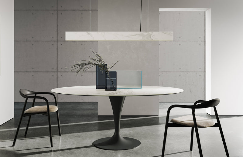 SOVET FLÛTE ELLIPTICAL TABLE